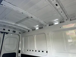Maxus Deliver 9 2.0D L3H2 FWD Base