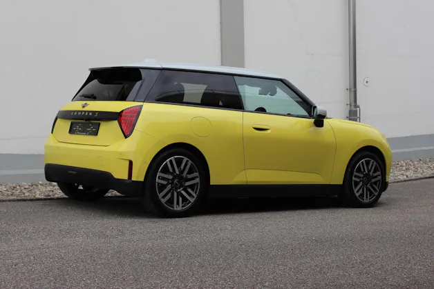 Mini Cooper SE *0.9%-LEASINGAKTION*
