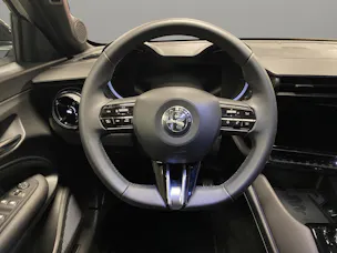 Alfa Romeo Junior 1.2 TI Q4 Tech Sky MY26