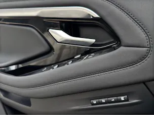Land Rover Range Rover Evoque R-Dynamic P 200 SE AT9