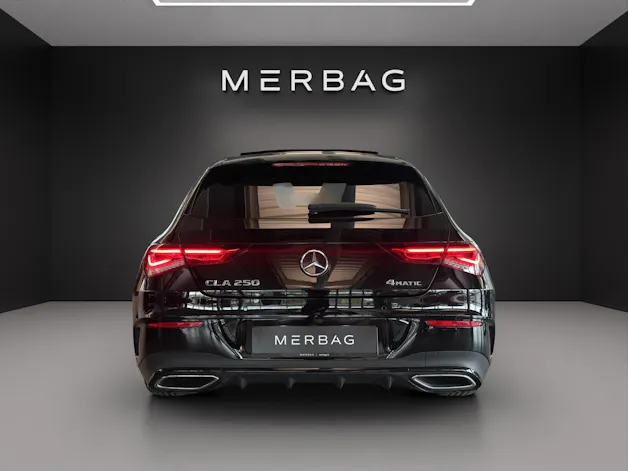 Mercedes-Benz CLA SB 250 AMG Line 4M 7G