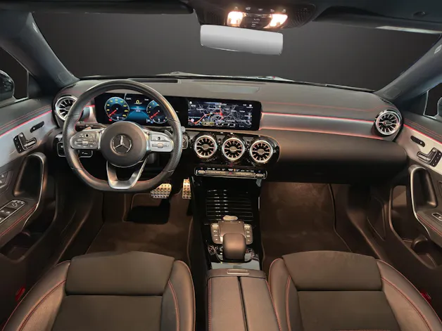 Mercedes-Benz CLA SB 250 AMG Line 4M 7G