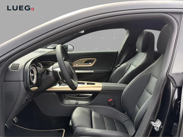 Mercedes-Benz CLA 220 8G-DCT 4Matic