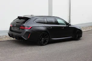 BMW M5 xDrive Touring *Frozen Deep Grey metallic*