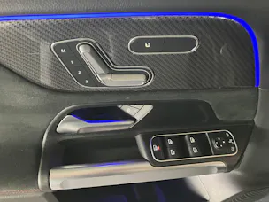 Mercedes-Benz GLB 200 AMG Line
