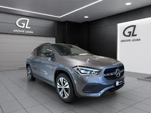 Mercedes-Benz GLA 250 4Matic Progressive Line