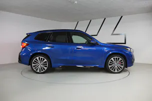 BMW iX1 xDrive 30 M Sport Pro