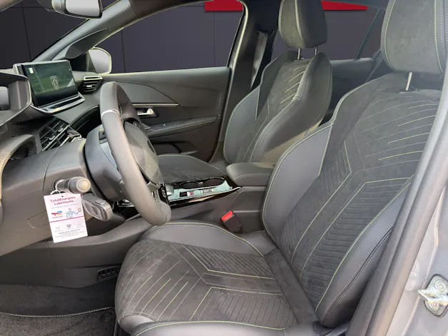 Peugeot 208 1.2 MHEV GT