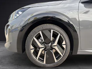 Peugeot 208 1.2 MHEV GT
