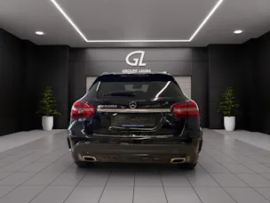 Mercedes-Benz GLA 200 AMG Line