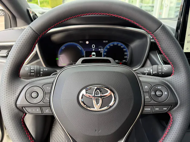 Toyota Corolla Touring Sports 2.0 HSD GR Sport e-CVT