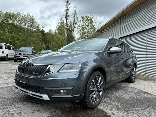 Škoda Octavia Combi 2.0 TDI Scout 4x4 DSG