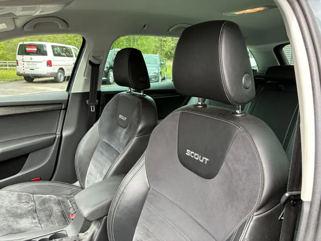 Škoda Octavia Combi 2.0 TDI Scout 4x4 DSG