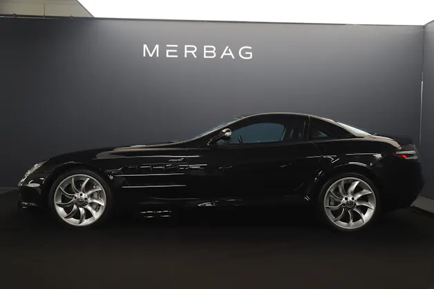 Mercedes-Benz SLR