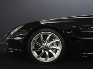 Mercedes-Benz SLR
