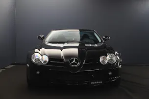 Mercedes-Benz SLR