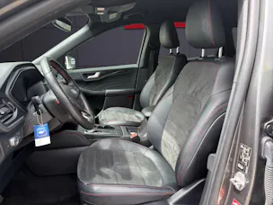 FORD Kuga 2.5 Hybrid ST-Line X 4x4