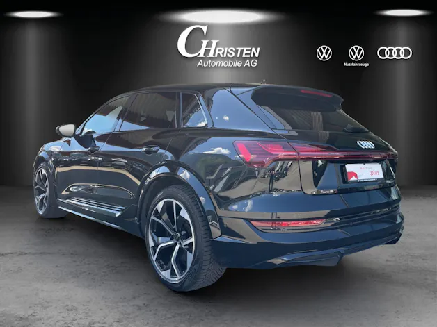 Audi e-tron S quattro