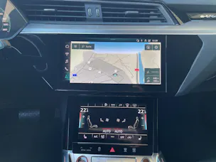 Audi e-tron S quattro