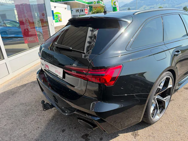AUDI RS6 Avant 4.0 TFSI V8 Performance quattro