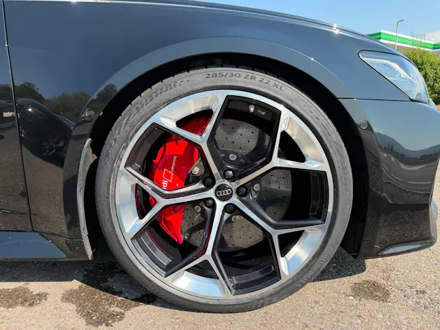 AUDI RS6 Avant 4.0 TFSI V8 Performance quattro