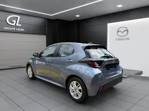 Mazda 2 Hybrid Centre-line