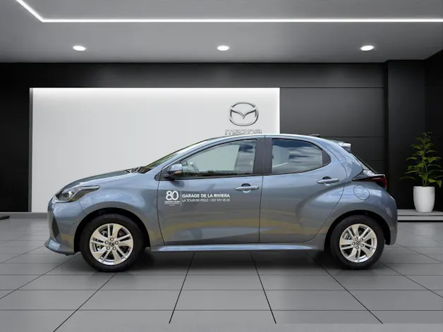 Mazda 2 Hybrid Centre-line