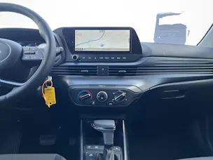 Hyundai i20 1.0 T-GDi Amplia DCT