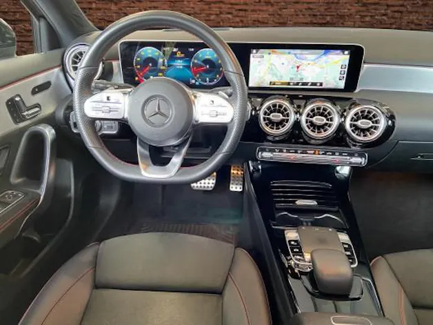 Mercedes-Benz A 200 AMG Line