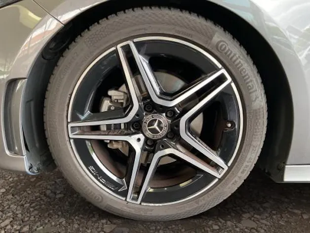 Mercedes-Benz A 200 AMG Line