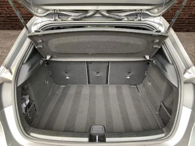 Mercedes-Benz A 200 AMG Line