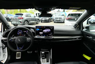 VW Golf 2.0 Variant TSI R DSG 4 Motion