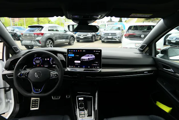 VW Golf 2.0 Variant TSI R DSG 4 Motion