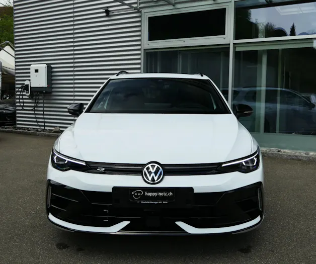 VW Golf 2.0 Variant TSI R DSG 4 Motion