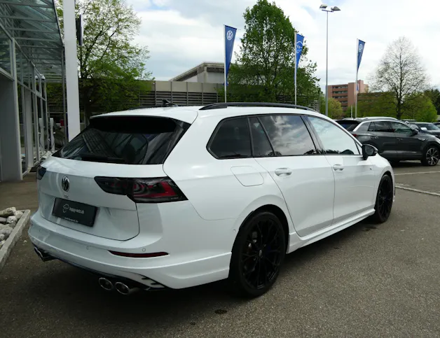 VW Golf 2.0 Variant TSI R DSG 4 Motion