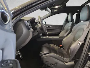 Volvo XC60 T8 eAWD R-Design Geartronic
