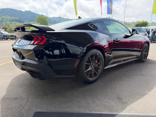 Ford Mustang Fastback 5.0 V8 Dark Horse Automat
