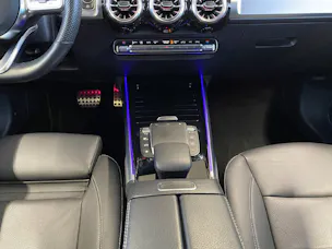Mercedes-Benz GLB 250 AMG Line 4MATIC