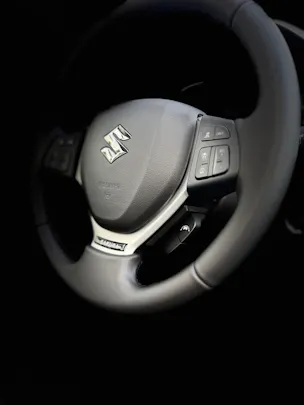 Suzuki Vitara 1.4 Boosterjet Sakura Top 4x4 Hybrid Automatic