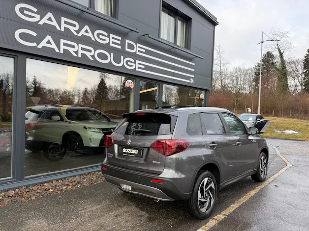 Suzuki Vitara 1.4 Boosterjet Sakura Top 4x4 Hybrid Automatic