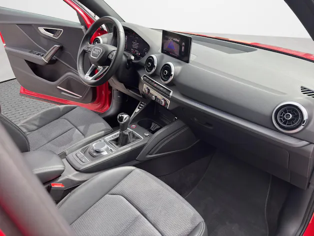 Audi SQ2 TFSI quattro S-tronic