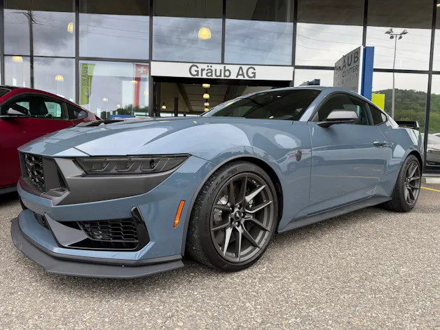 Ford Mustang Fastback 5.0 V8 Dark Horse US Version mit Handling Package! VAPOR BLUE ohne OPF