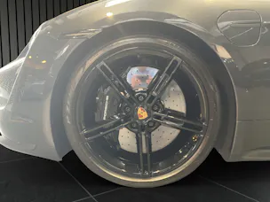 PORSCHE Taycan Turbo S Sport Turismo