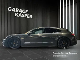 Porsche Taycan Turbo S Sport Turismo