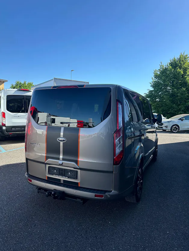 Ford Tourneo Custom 320 L1 2.0 TDCi 170 Sport