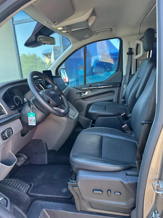 Ford Tourneo Custom 320 L1 2.0 TDCi 170 Sport