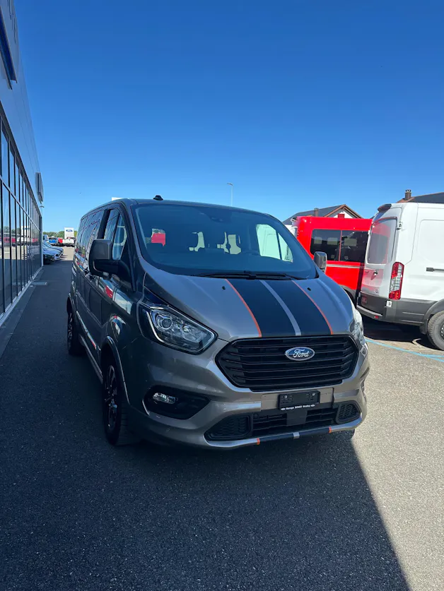 Ford Tourneo Custom 320 L1 2.0 TDCi 170 Sport