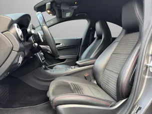 Mercedes-Benz CLA 220 d AMG Line 4Matic 7G-DCT