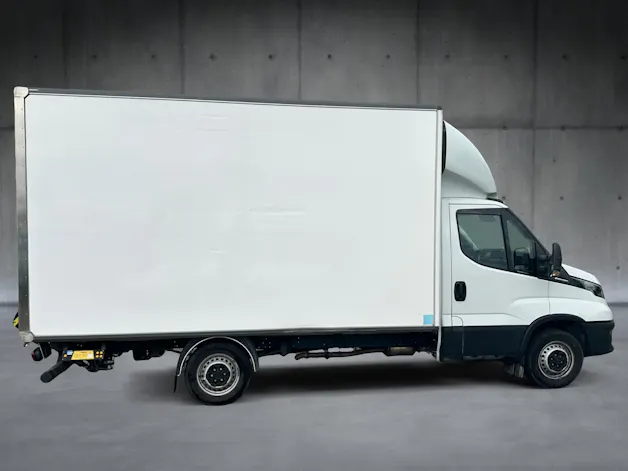 Iveco Koffer /Hebebühne 35 S 160PS Automatik