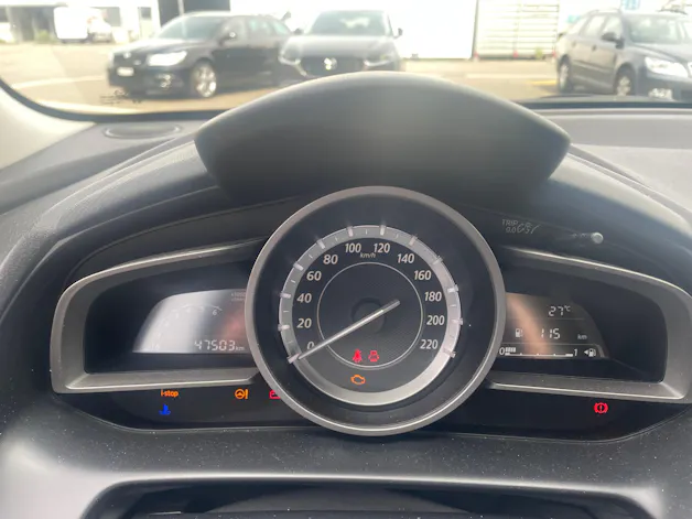 Mazda 2 1.5i 16V Skyactiv-G Ambition Plus mit Anhängekupplung